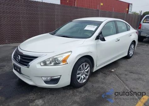 2014 Nissan Altima 2.5 S z USA, uszkodzony, nr VIN 1N4AL3AP6EN360012